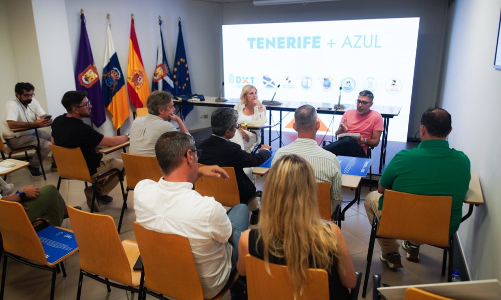 Reunión Deportes Náuticos 2 en tamaño grande